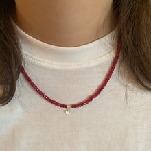 Load image into Gallery viewer, Pomegranate jade gemstone necklace